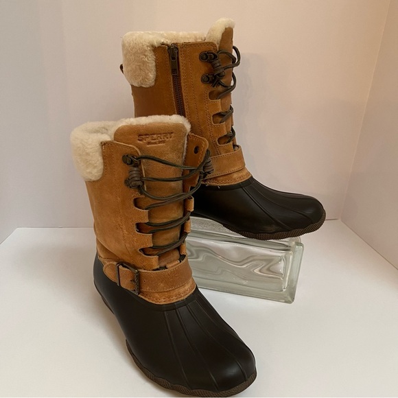 Sperry Shoes - Sperry Topsider Saltwater Misty Duck Boots Sherpa lined Size 8.5$